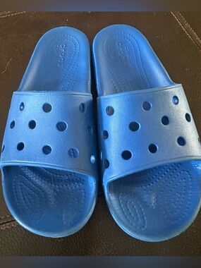 Kids Blue Slide Sandals - Croc Comfort